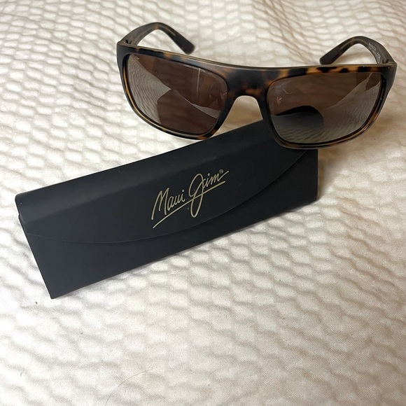 Maui Jim Matte Tortoise Byron Bay Sunglasses